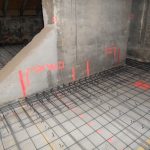 Dachgeschoßausbau - Bewehrung und Verbundschrauben für die Holz-Beton-Verbunddecke